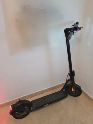 Monopattino elettrico Navee