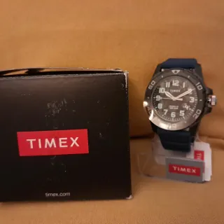 Reloj Timex (WR 50M)