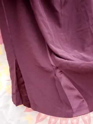 GRANATE-MORADA 4XL/FLORES 4XL/CUADROS XL:1X1,5€