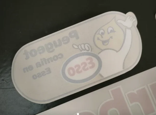 Adhesivo Clásico Peugeot ESSO