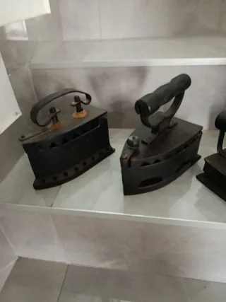 Antiguas planchas de carbón (30€/unidad)