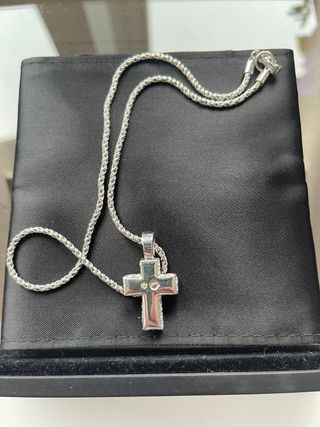 Colgante Cruz con Brillantes