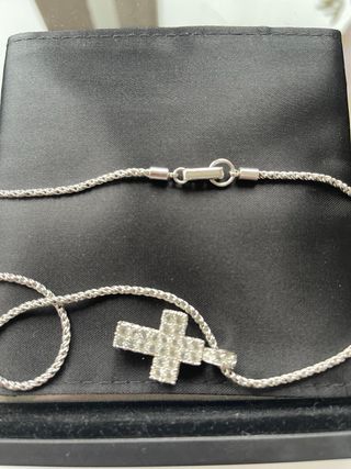 Colgante Cruz con Brillantes