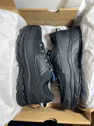 Nike Zoom Vomero Roam Gore-Tex Negro