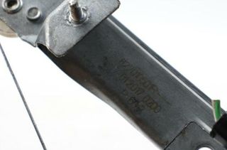 Elevalunas tras izq 82701050r renault clio 122607