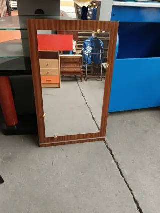 Espejo de madera y cristal