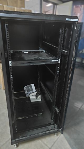 Rack 19 27U 600x1000 Negro