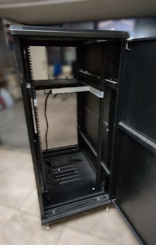 Rack 19 27U 600x1000 Negro
