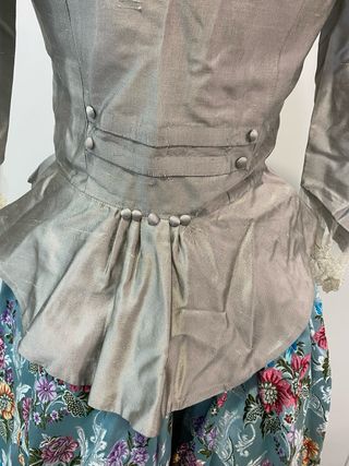 Vestido de fallera azul y plateado