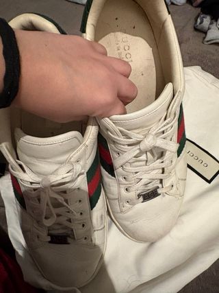 Zapatillas Gucci Blancas con Raya Verde y Roja