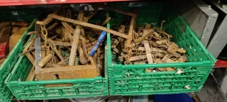 Lote de artículos de segunda mano y antigüedades