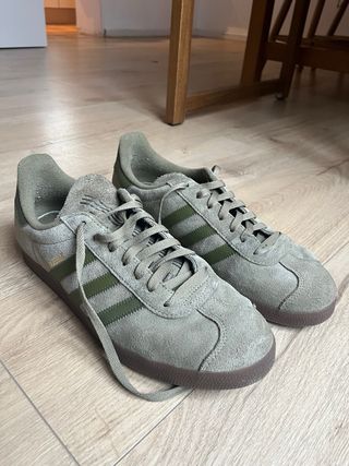 Adidas Gazelle Gris y Verde
