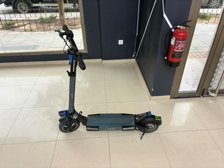 Patinete eléctrico Monster Energy