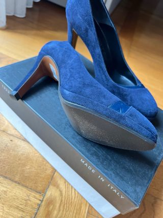 Scarpe con tacco blu