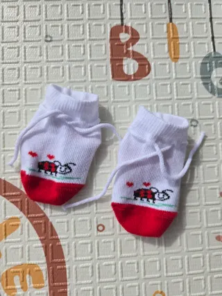 2 paia scarpine neonato