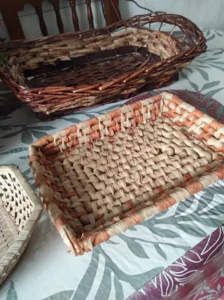 Lote de 4 cestas de mimbre