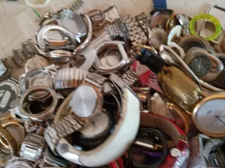 Lotto cinturini e orologi misti