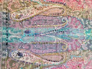 Chal artesanal lana pura Cachemira India – bordado