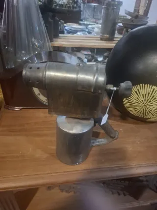 Soplete antiguo de metal