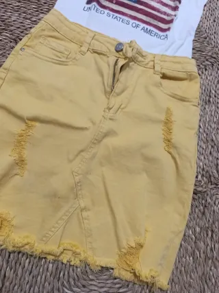 Conjunto Camiseta New York y Falda Amarilla Talla