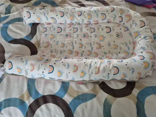 Nido reductor para cuna de bebé