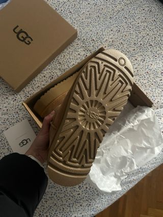 Botas Ugg plataforma talla 39