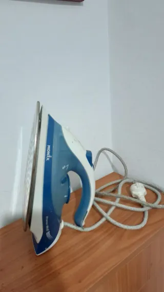 Plancha de ropa Monix Promax 1800W