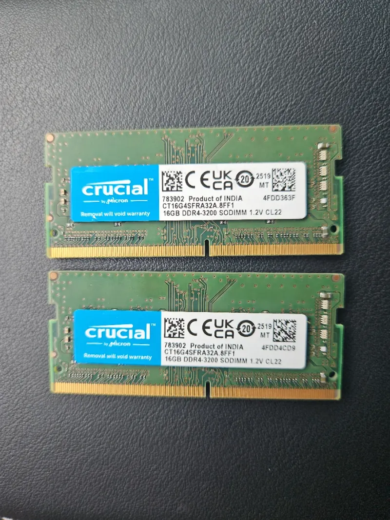 2x Crucial 16GB DDR4 3200 SODIMM RAM