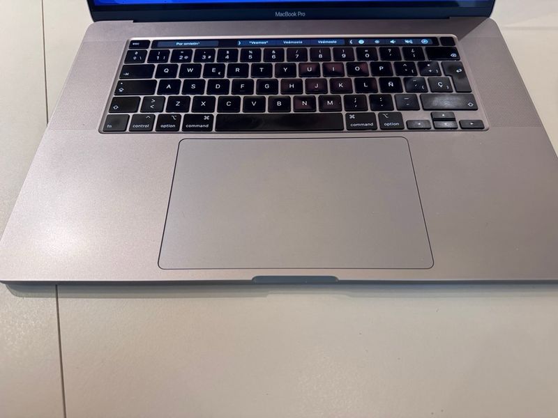 MacBook Pro 16 Plata/Gris Espacial afbeelding 2