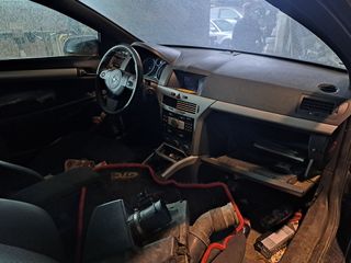 DESPIECE OPEL ASTRA GTC 1.9CDTI 150CV Z19DTH(1334)