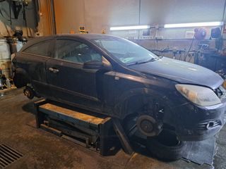 DESPIECE OPEL ASTRA GTC 1.9CDTI 150CV Z19DTH(1334)