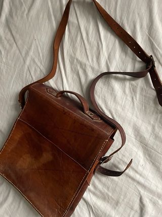 Maletín de cuero artesanal