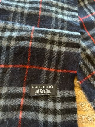 Bufanda Burberry Tartán Azul y Rojo