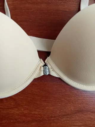 Sujetador beige nuevo