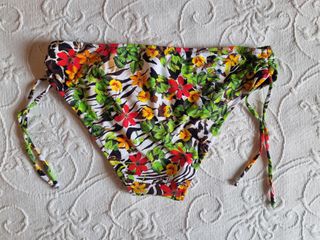 Slip Costume da Bagno Nuovo Taglia 48