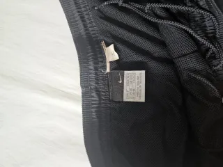 Pantalón deportivo Nike negro mujer