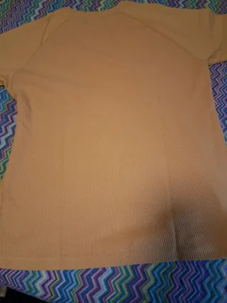 Camiseta Bershka naranja