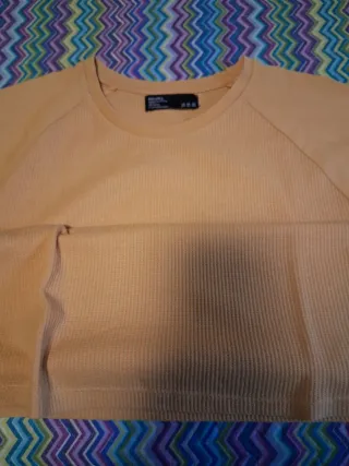 Camiseta Bershka naranja