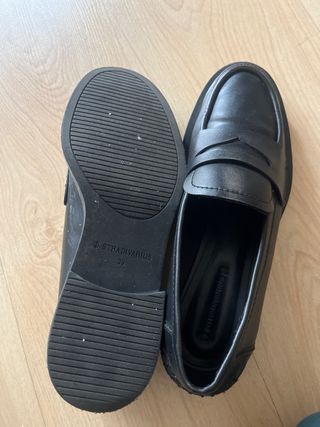 Mocasines negros de piel
