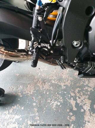 Estriberas retrasadas YAMAHA FAZER 800 1000 2006