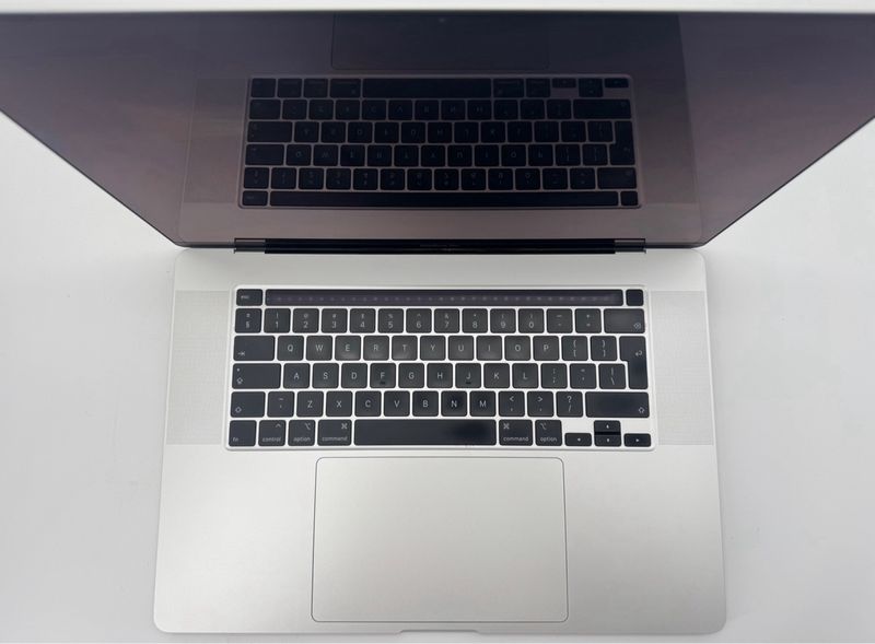 MacBook Pro 16” 2019 afbeelding 2