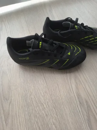 Botas fútbol niño Adidas Predator T.37 1/3