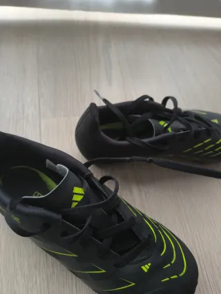 Botas fútbol niño Adidas Predator T.37 1/3