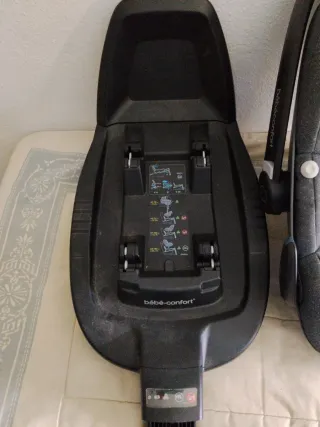 Silla de coche y base Bébé Confort