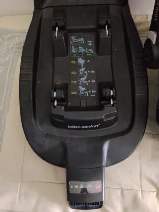 Silla de coche y base Bébé Confort