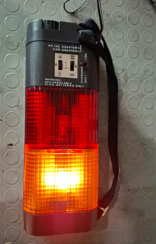 Lampada LED Ricaricabile AC/DC