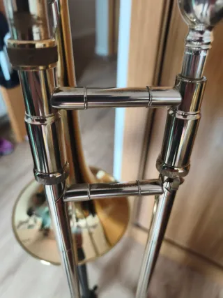 Trombón Bach TB 501 con funda