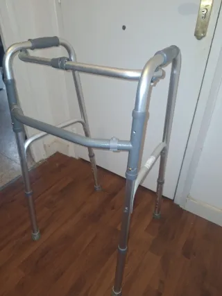 Caminador Plegable Aluminio