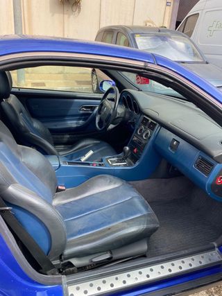 Mercedes-Benz SLK 230