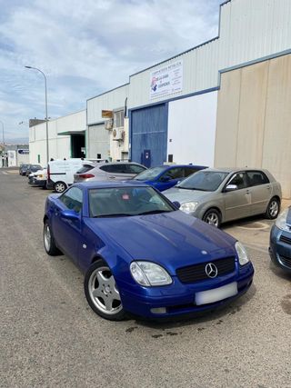Mercedes-Benz SLK 230